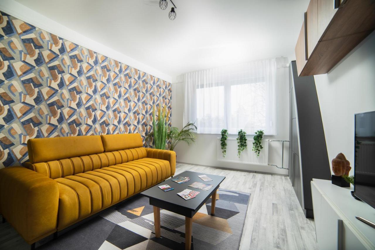 Comfort 18 - Best Family Layout- Balcony & Parking Miskolc Extérieur photo